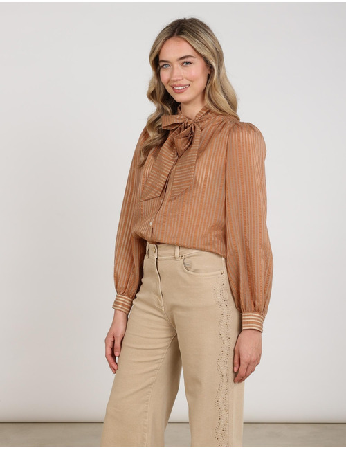Nukus lange mouw bloes camel