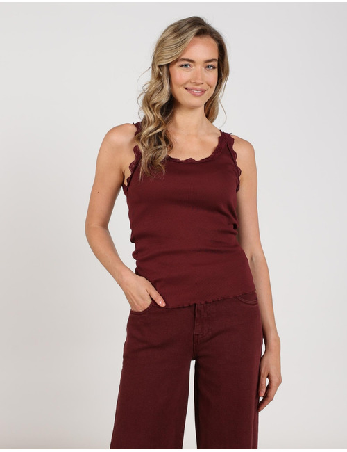 Maddie - singlet met kanten afwerking bordeaux