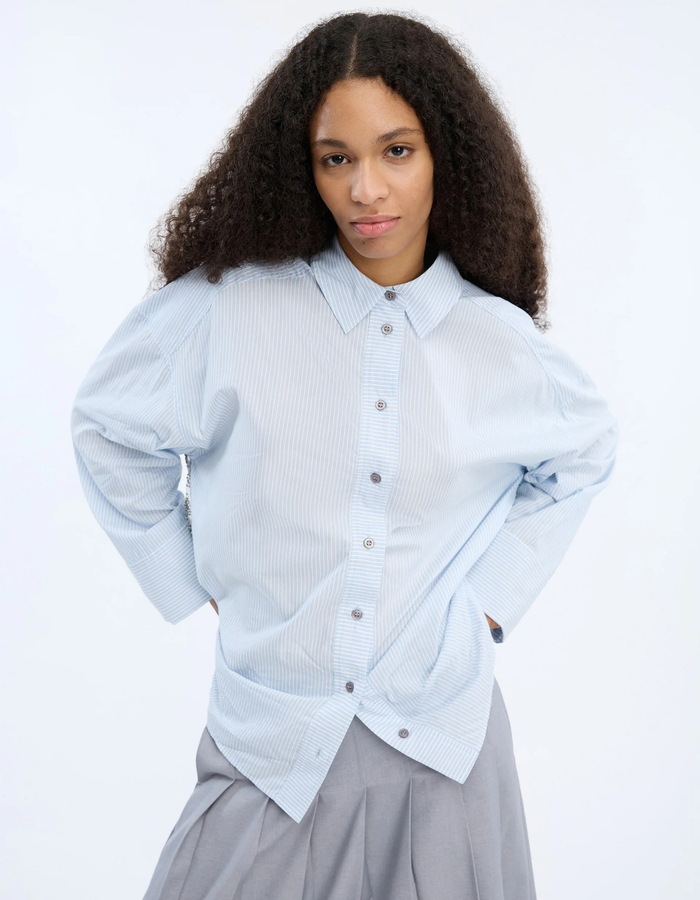 Munthe bloes blauw