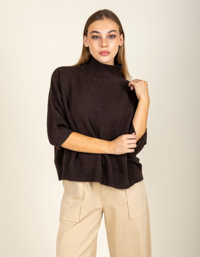 Black Rose lange mouw pull bruin