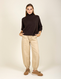 Black Rose lange mouw pull bruin