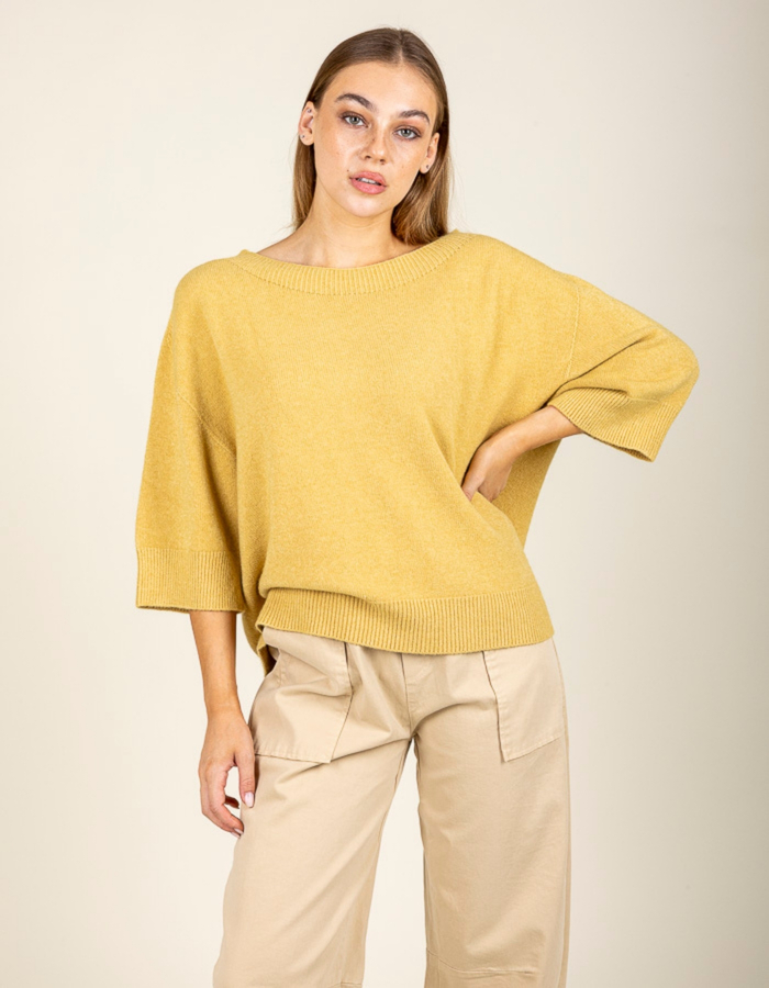 Black Rose lange mouw pull oker