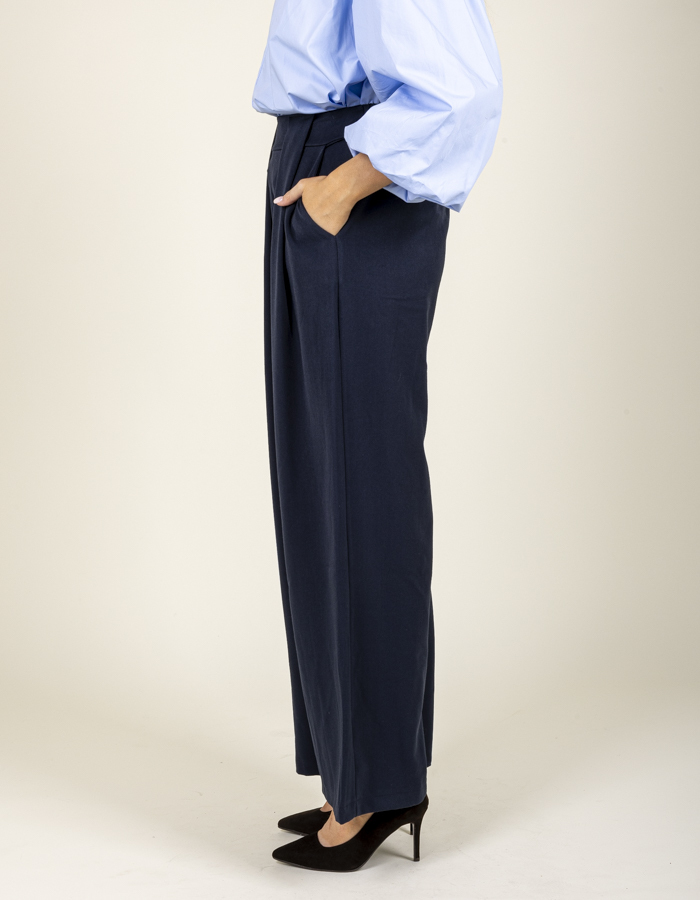 Lara - Pantalon à jambes larges avec plis