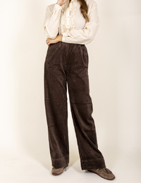 Paxton trousers - pantalon large en velours côtelé brun