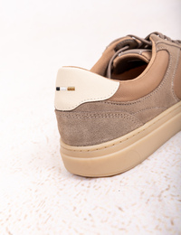 Kieran Tenn sneaker à lacets avec empiècements en daim