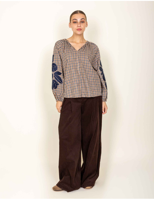 Rhea - Blouse à carreaux et applications florales brune