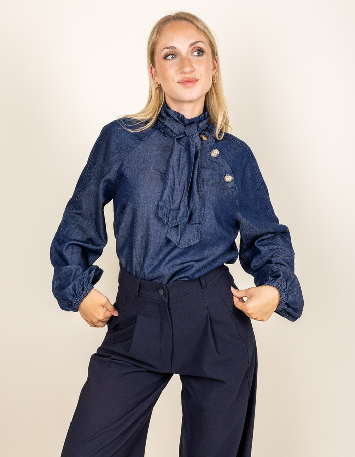 JesperW6 - blouse effet denim avec col à nouer
