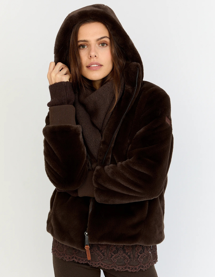 Moscow jas bruin