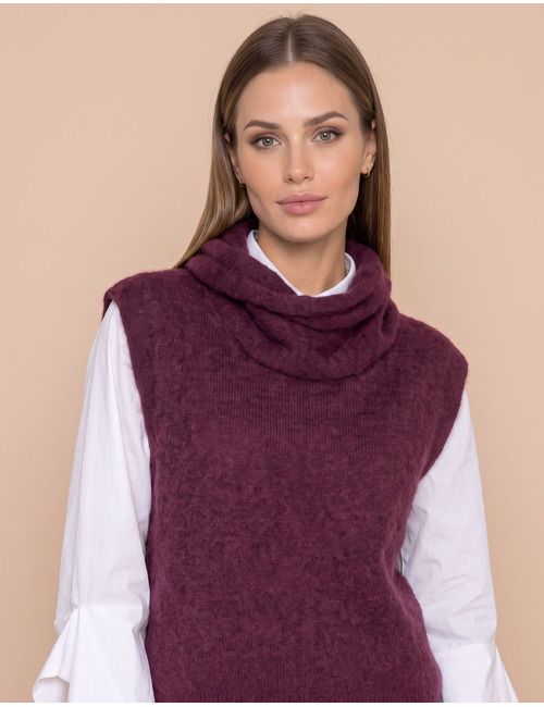 Tulip - mouwloze pull met rolkraag bordeaux