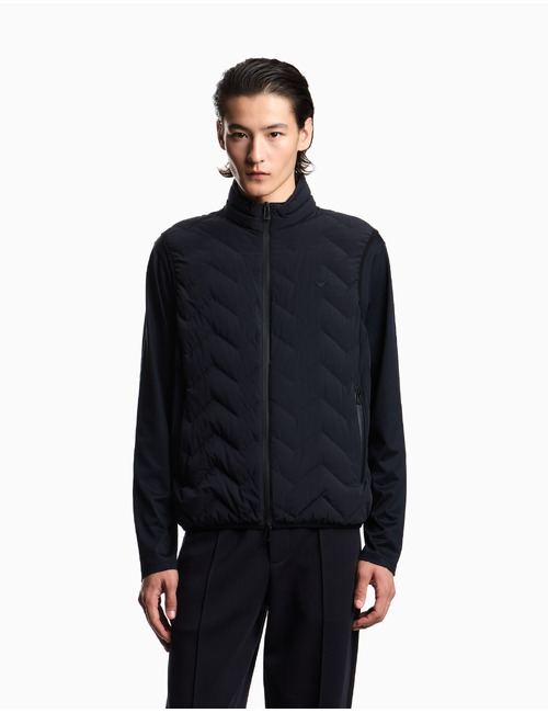 Bodywarmer met chevronstiksel en donsvulling