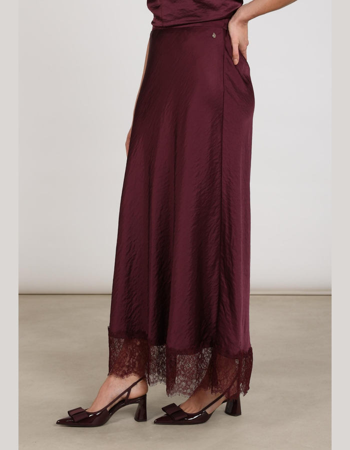 Nukus lange rok rood