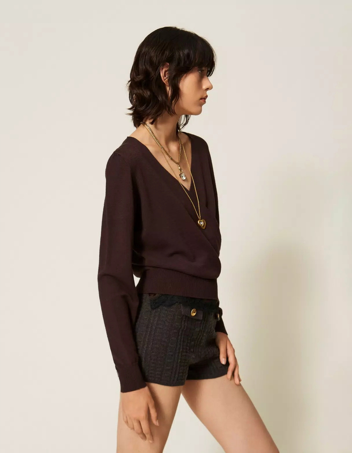 Twinset pull bruin