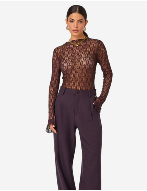 Taola - blouse en dentelle avec manches ballon violet