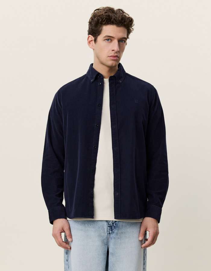 Pinwale Corduroy hemd van biologisch katoen donkerblauw