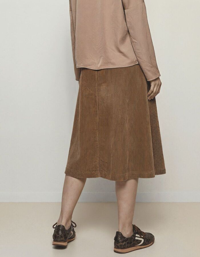 Jeff midi rok bruin