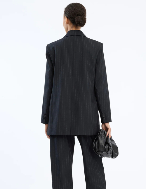 238480_2.JPG