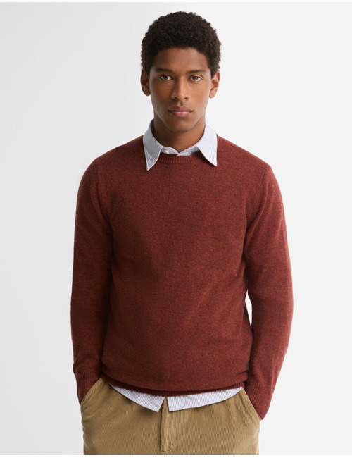 Essential Patch Crew trui met ronde hals roestbruin