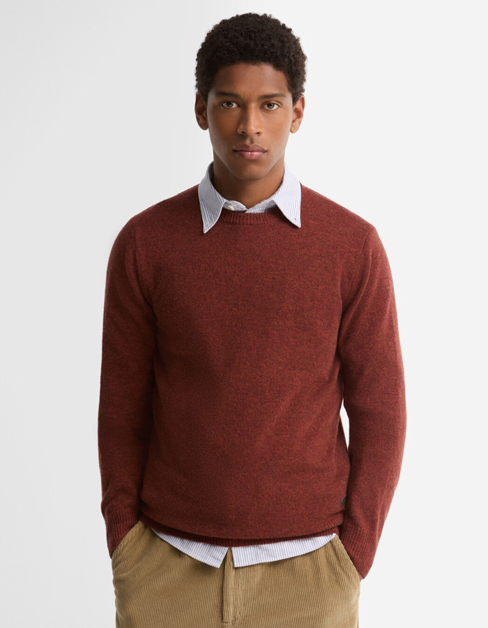 Essential Patch Crew trui met ronde hals roestbruin