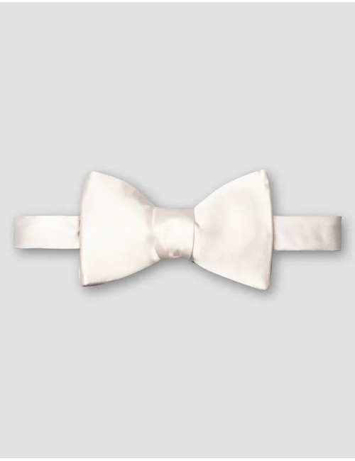 Zijden satijnen vlinderdas ready-tied off-white