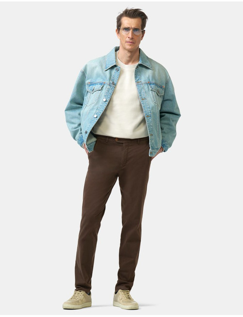 Lupus slim fit chino met stretch donkerbruin
