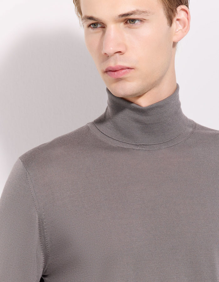 coltrui in Royal Merino wol taupe