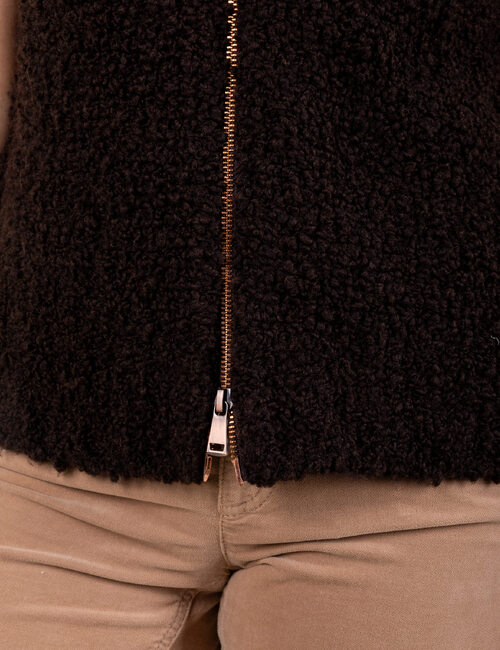 239248_6.JPG