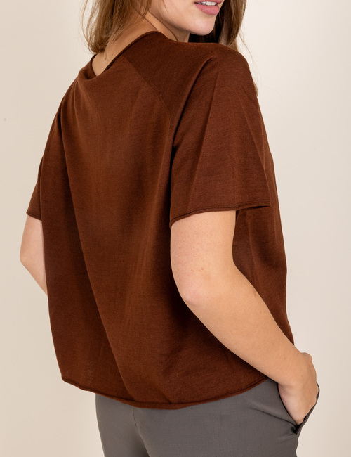 239410_3.JPG