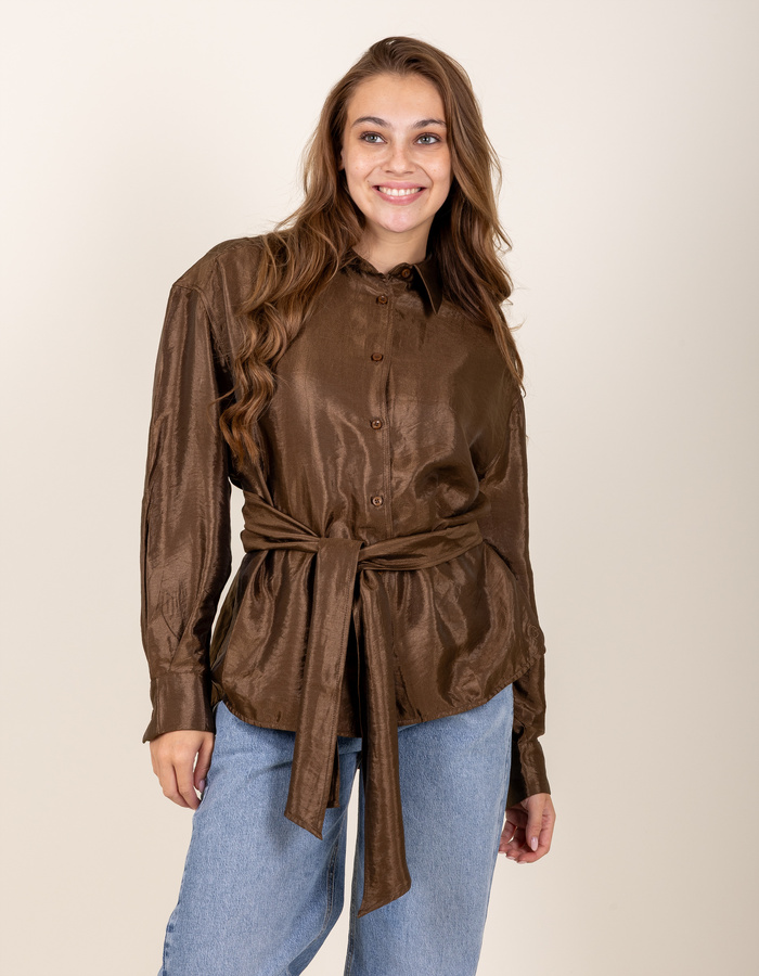 VietnamW6 - blouse met sjaal in taupe