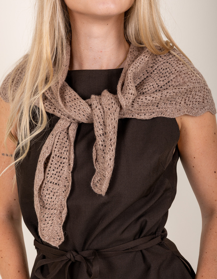 Neo Noir sjaal beige