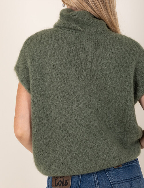 239359_5.JPG