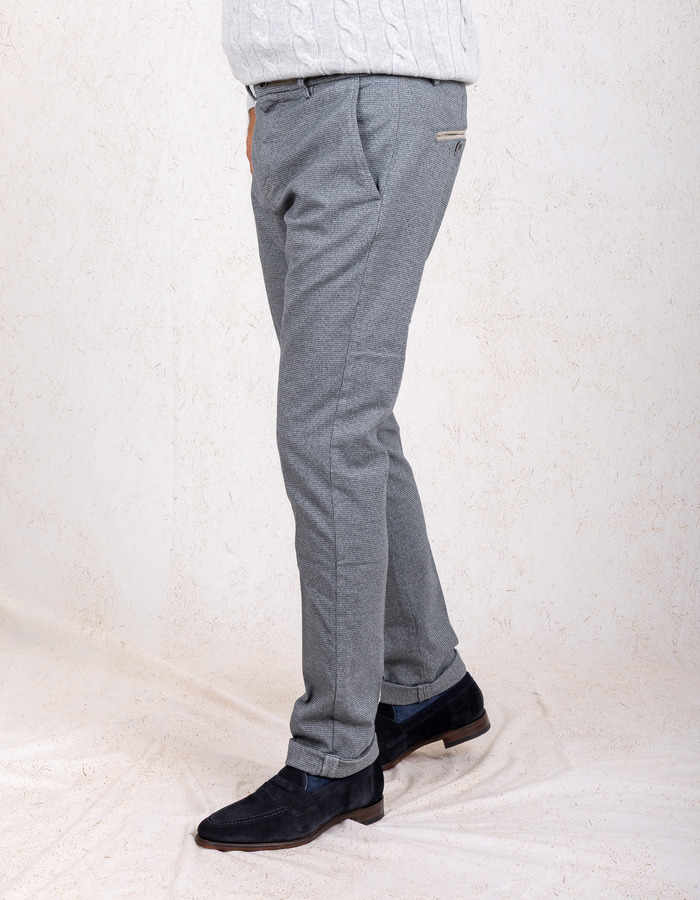 Torino chino met microdessin grijs