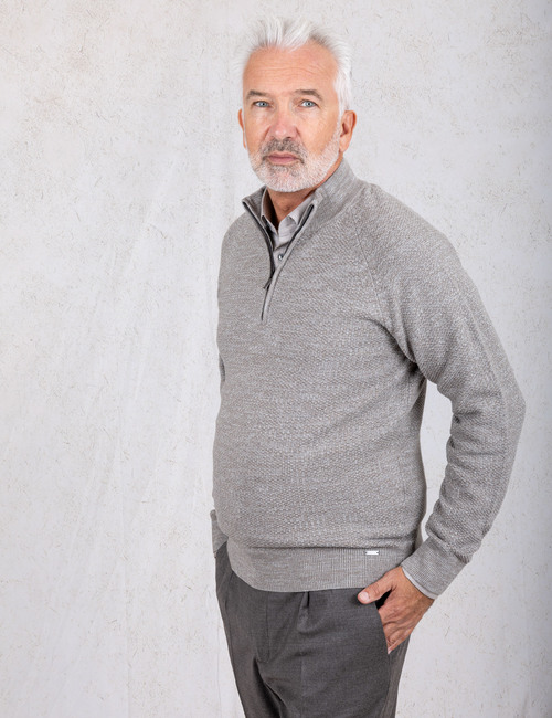 235164_3.JPG
