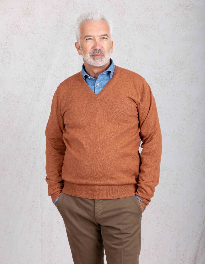 Gran Sasso pull met v-hals oranje
