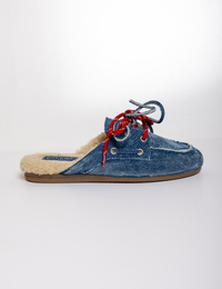 Pavement slip on blauw