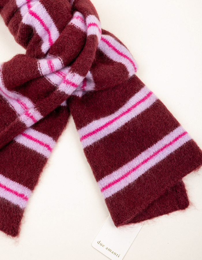 Nira Stripes - écharpe à rayures bordeaux