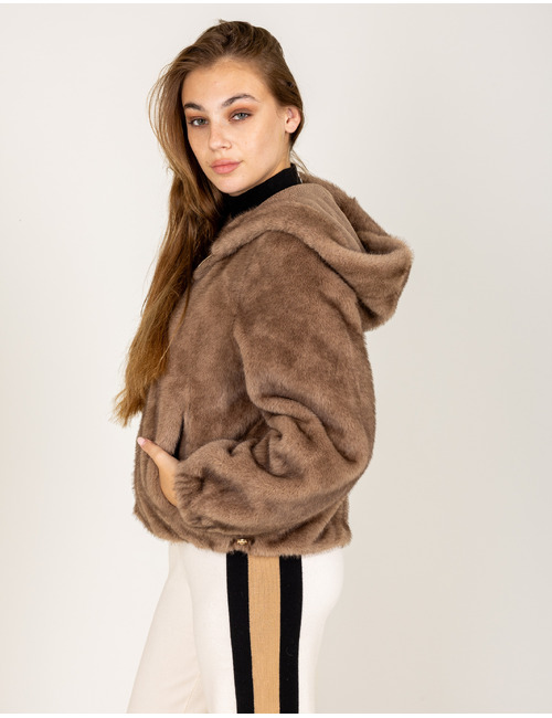 Leo & Ugo mantel camel