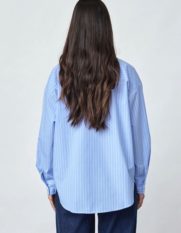 Vanya-sh - oversized gestreept hemd met das lichtblauw