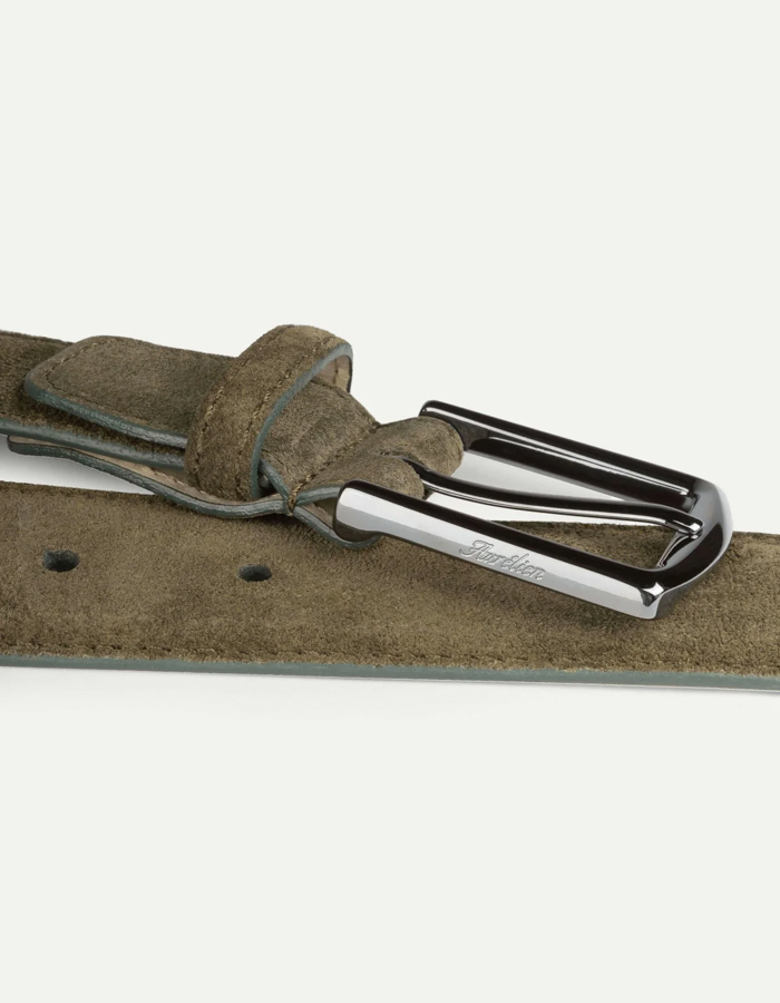 Olijfgroene suède riem met gunmetal gesp