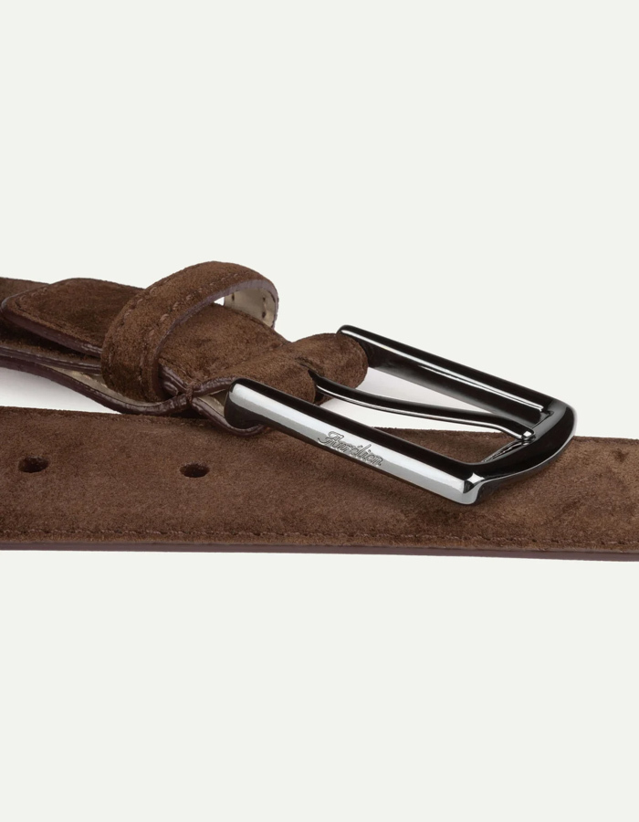 Chocoladebruine suède riem met gunmetal gesp