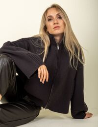 Anne Claire jas bruin
