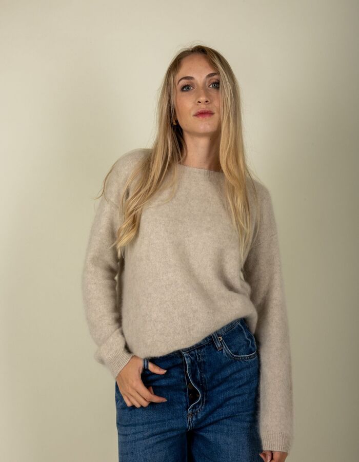 Esthème O. pull grijs
