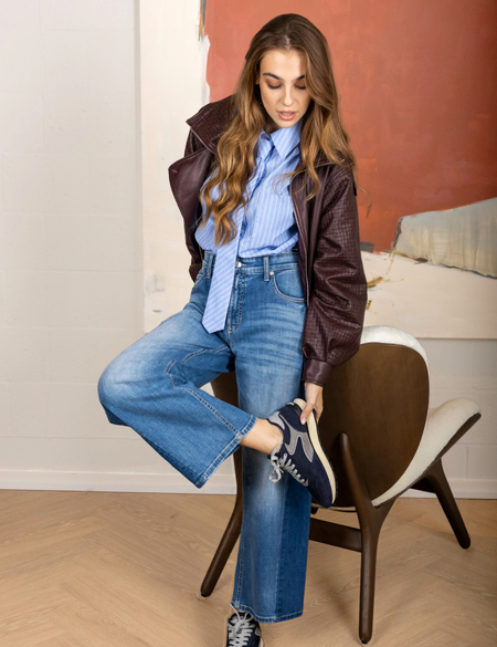 Burgundy Blues - Winterlook Look-2.jpg