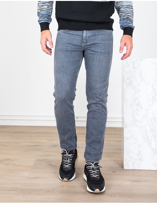 Slim Fit Jeans van Italiaans denim met KasjmierFeel