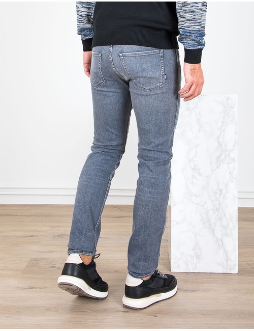 Slim Fit Jeans van Italiaans denim met KasjmierFeel