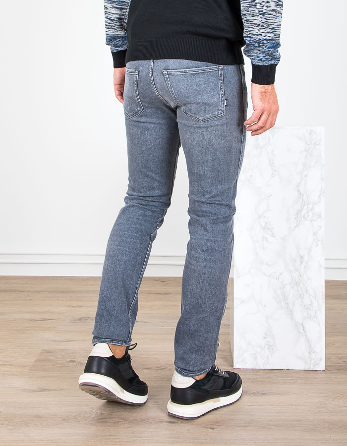 Slim Fit Jeans van Italiaans denim met KasjmierFeel