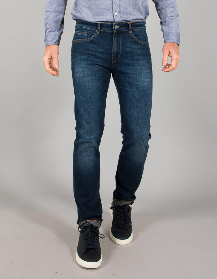 Slim fit Jeans van blauw Italiaans denim met een kasjmieracahtige feel